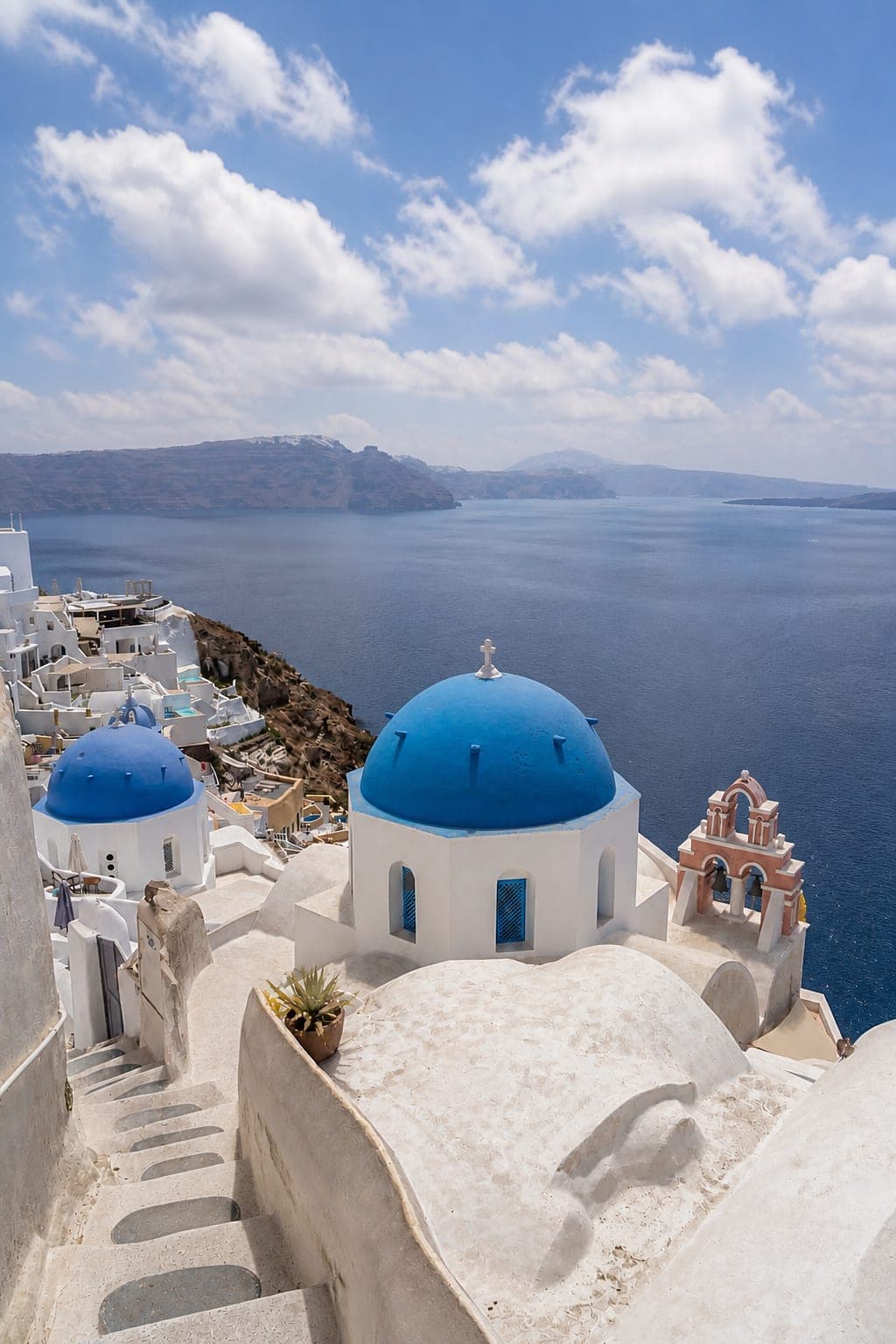 Traditional whitewashed streets and architecture in Oia, Santorini