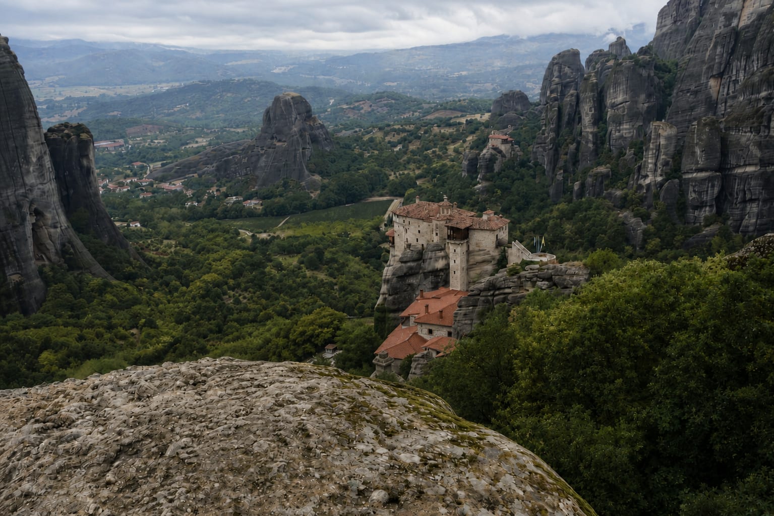 Road trip from Athens to Meteora by car