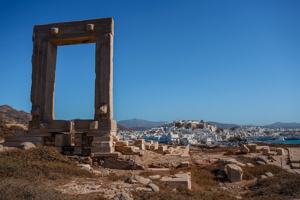 Car rental options for exploring Naxos island by road